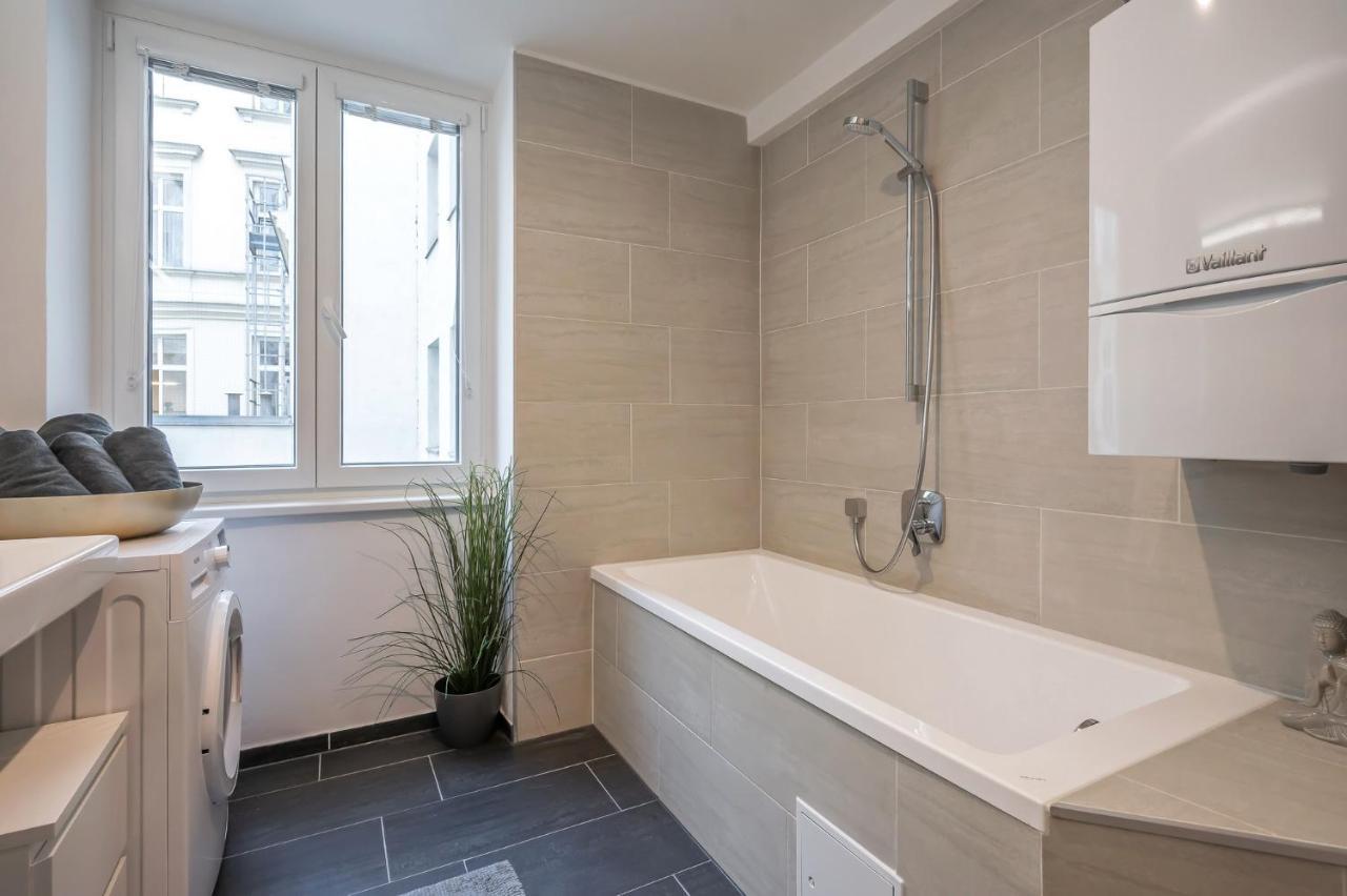 Modern City Center Apartment Wien Eksteriør bilde