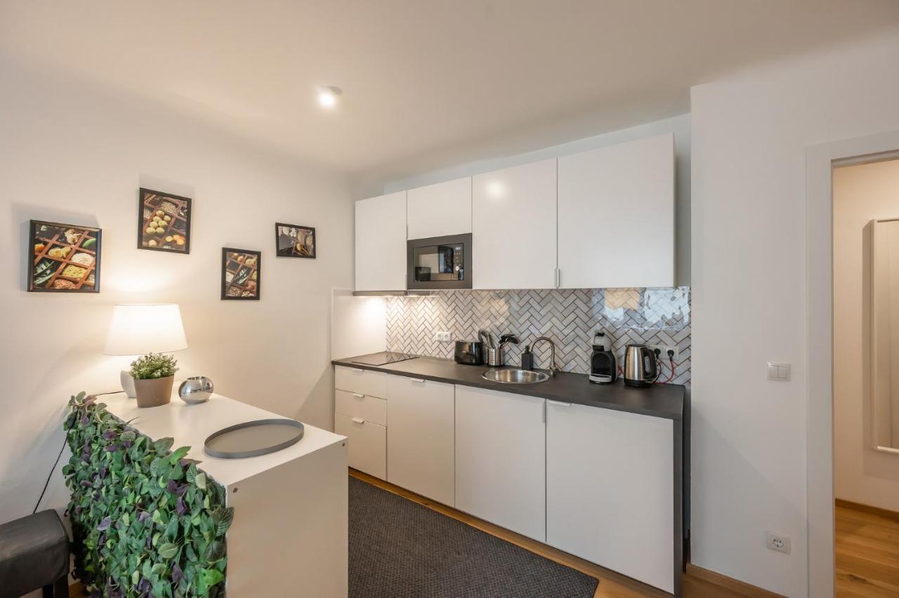 Modern City Center Apartment Wien Eksteriør bilde