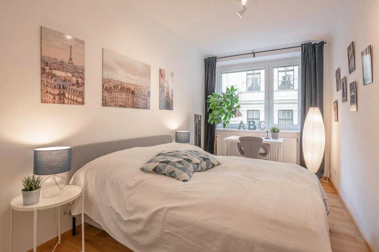Modern City Center Apartment Wien Eksteriør bilde